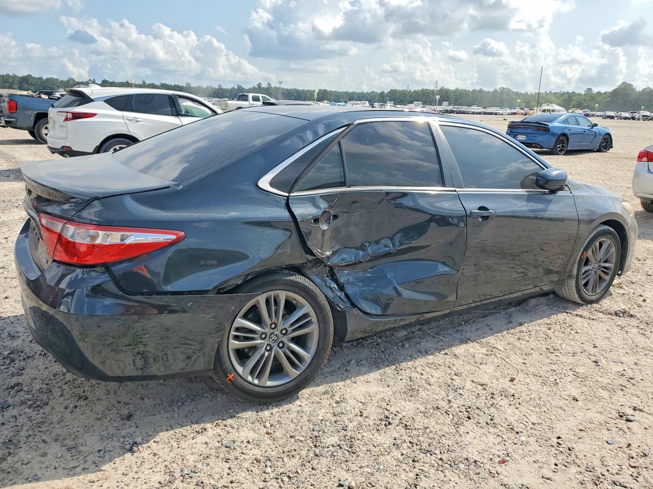 2016 TOYOTA CAMRY SE — снимка 3