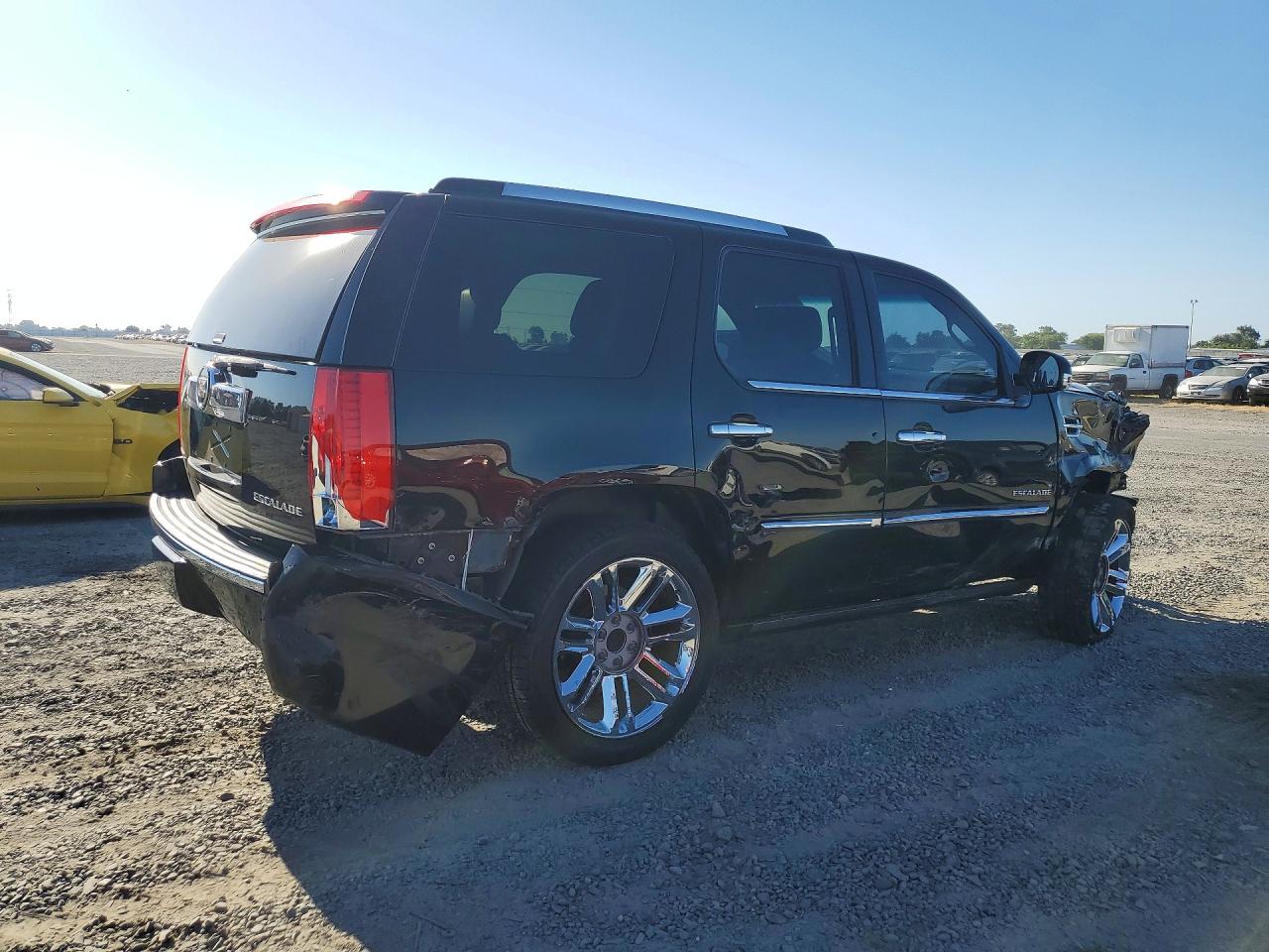 2013 CADILLAC ESCALADE PLATINUM — снимка 3