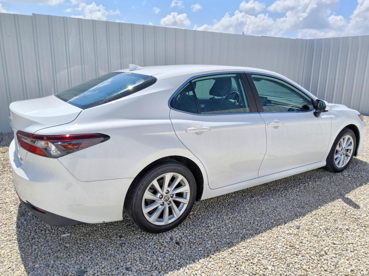 2023 TOYOTA CAMRY LE — снимка 3
