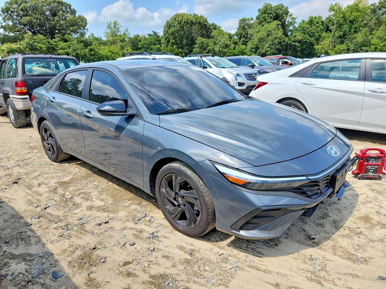 2026 HYUNDAI ELANTRA SEL SPORT — снимка 4