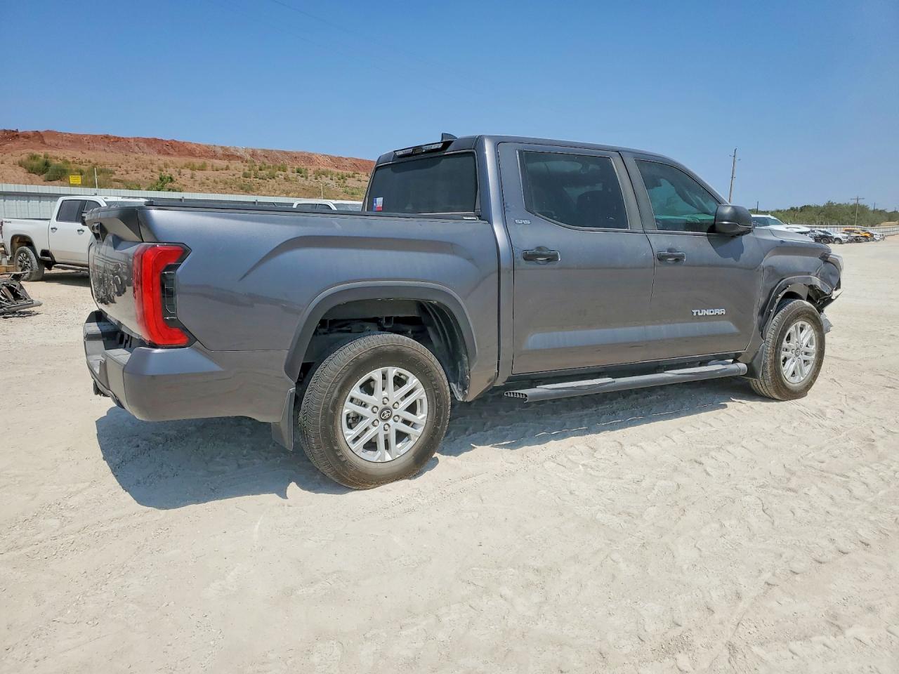 2025 TOYOTA TUNDRA SR5 — снимка 3