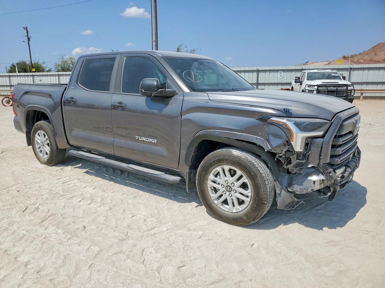 2025 TOYOTA TUNDRA SR5 — снимка 4