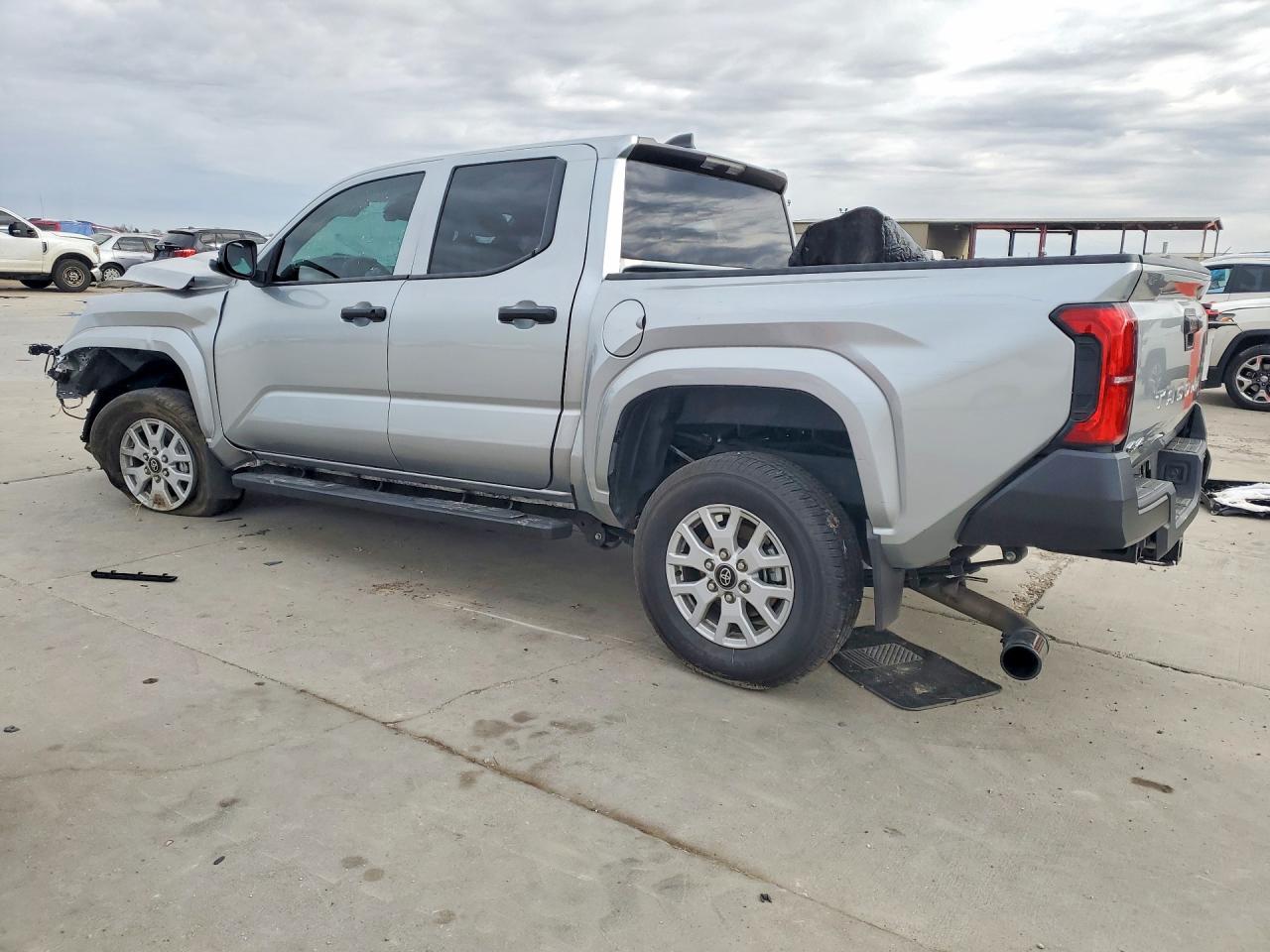 2024 TOYOTA TACOMA DOUBLE CAB — снимка 2