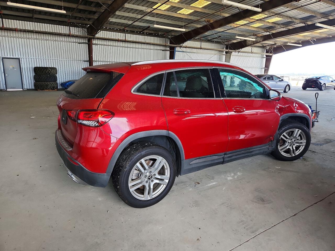 2021 MERCEDES-BENZ GLA 250 — снимка 3