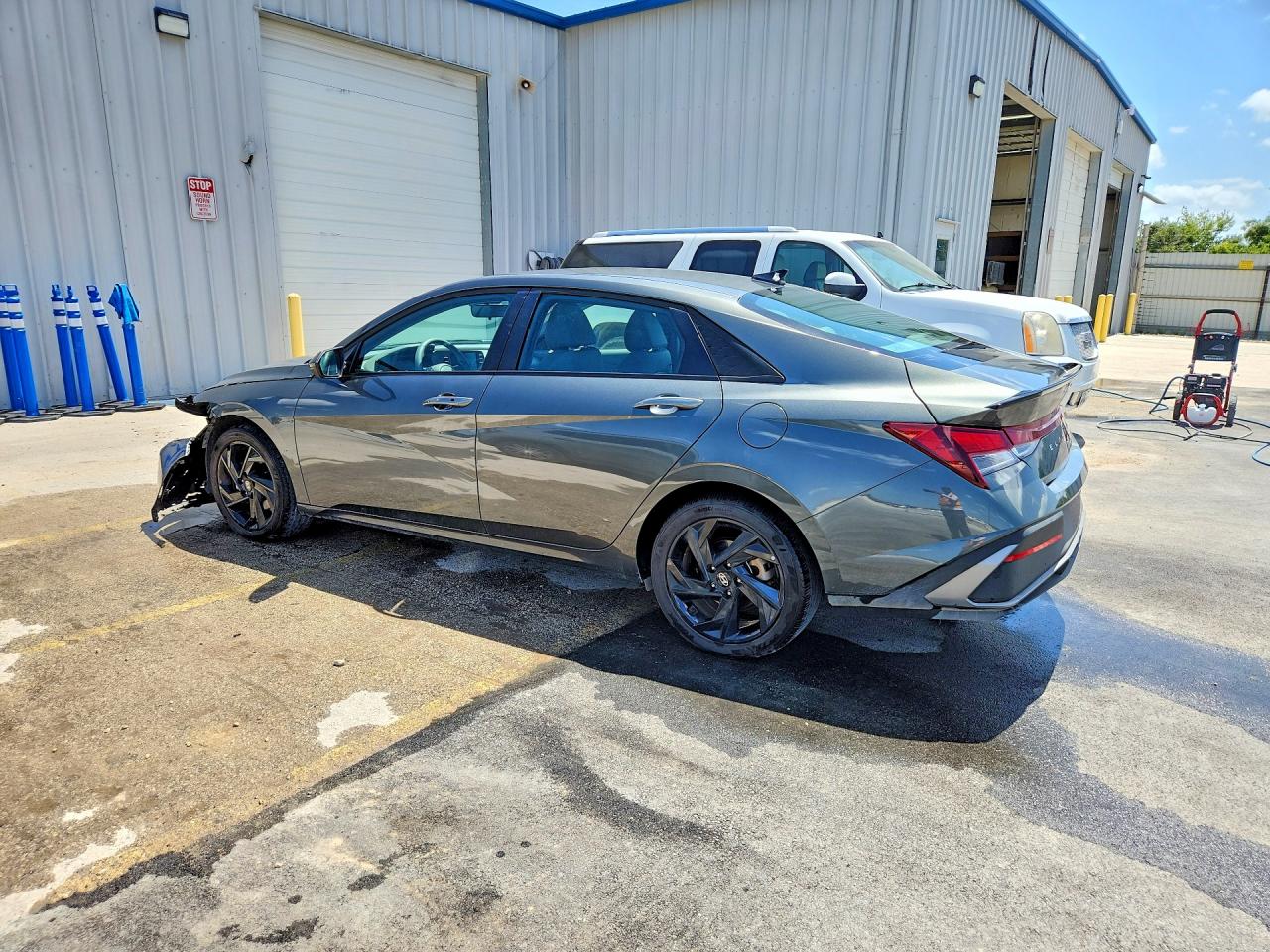 2026 HYUNDAI ELANTRA SEL SPORT — снимка 2