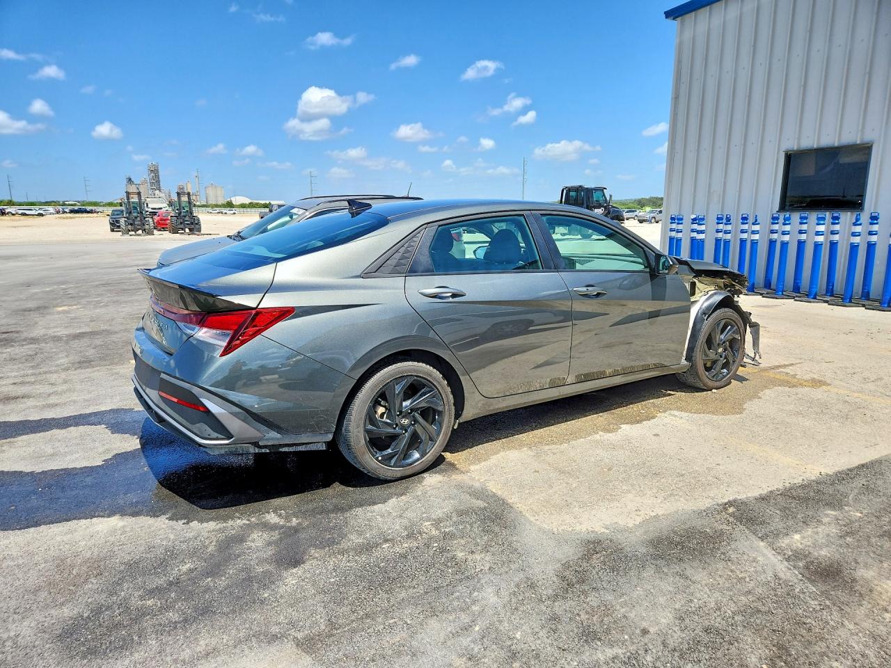 2026 HYUNDAI ELANTRA SEL SPORT — снимка 3