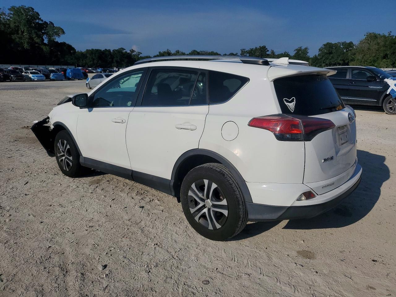 2016 TOYOTA RAV4 LE — снимка 2