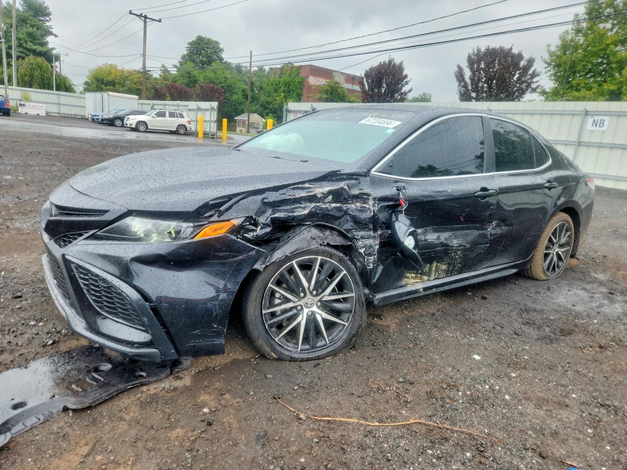 2024 TOYOTA CAMRY SE
