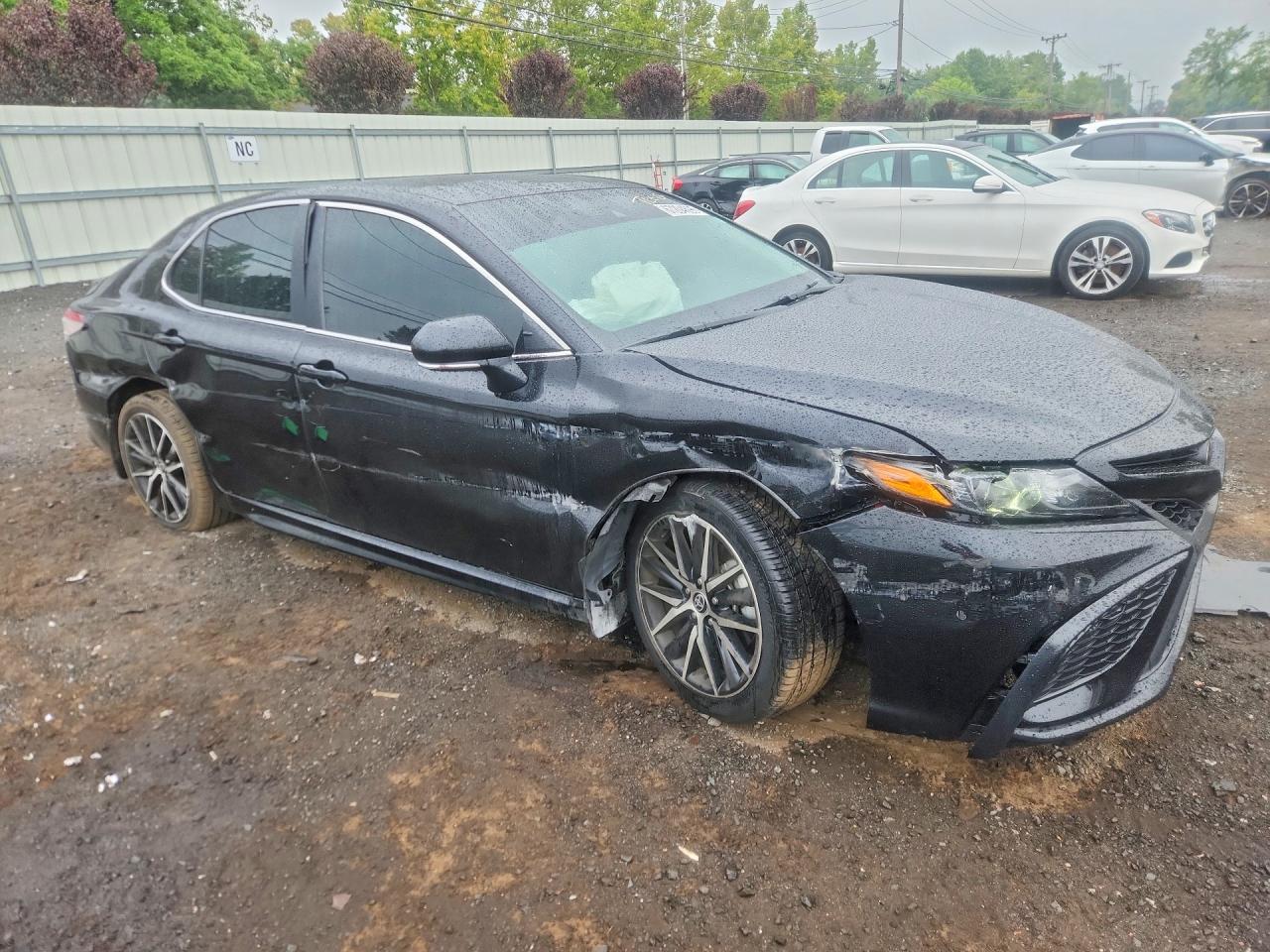 2024 TOYOTA CAMRY SE — снимка 4