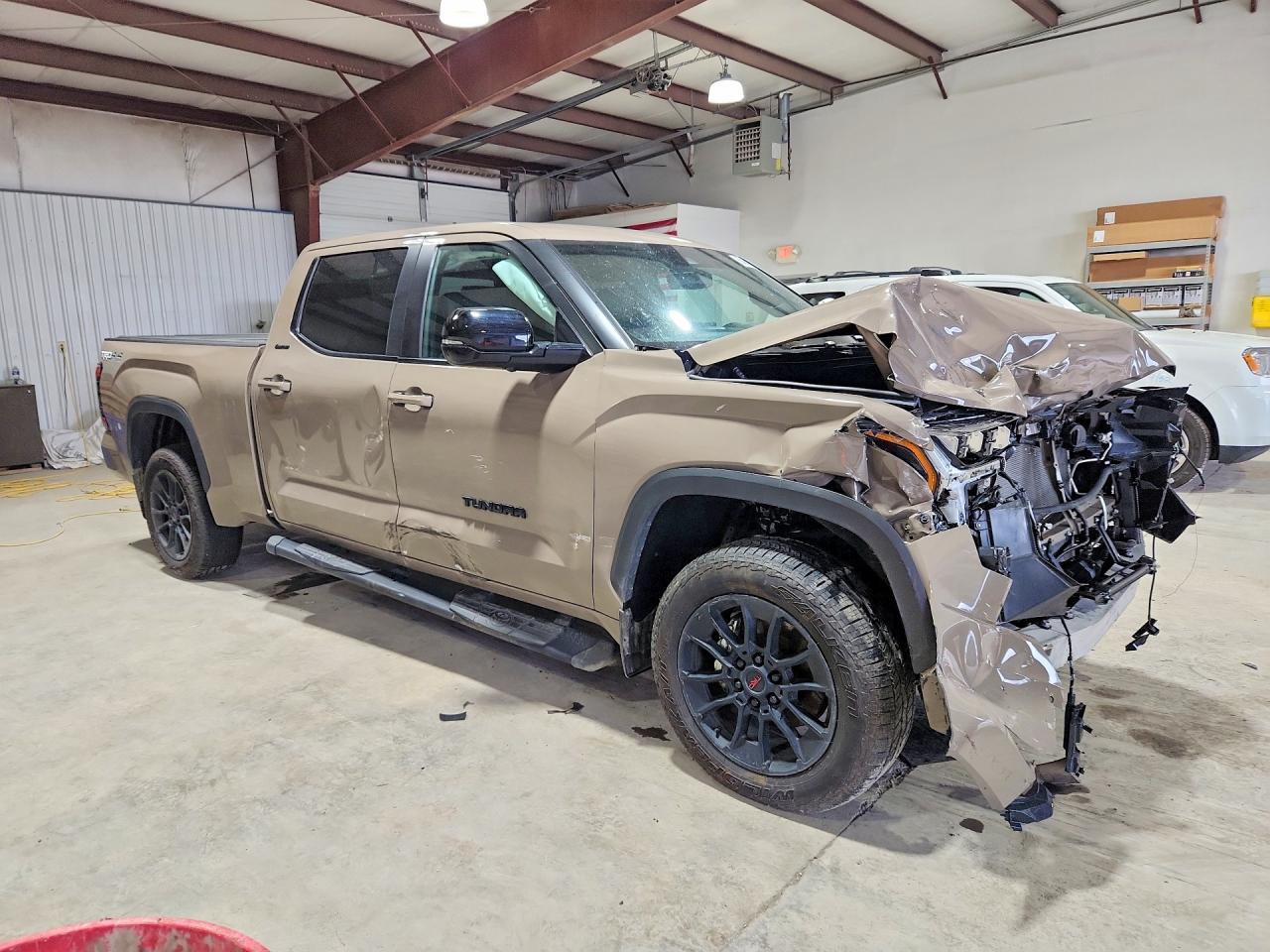2026 TOYOTA TUNDRA LIMITED — снимка 4