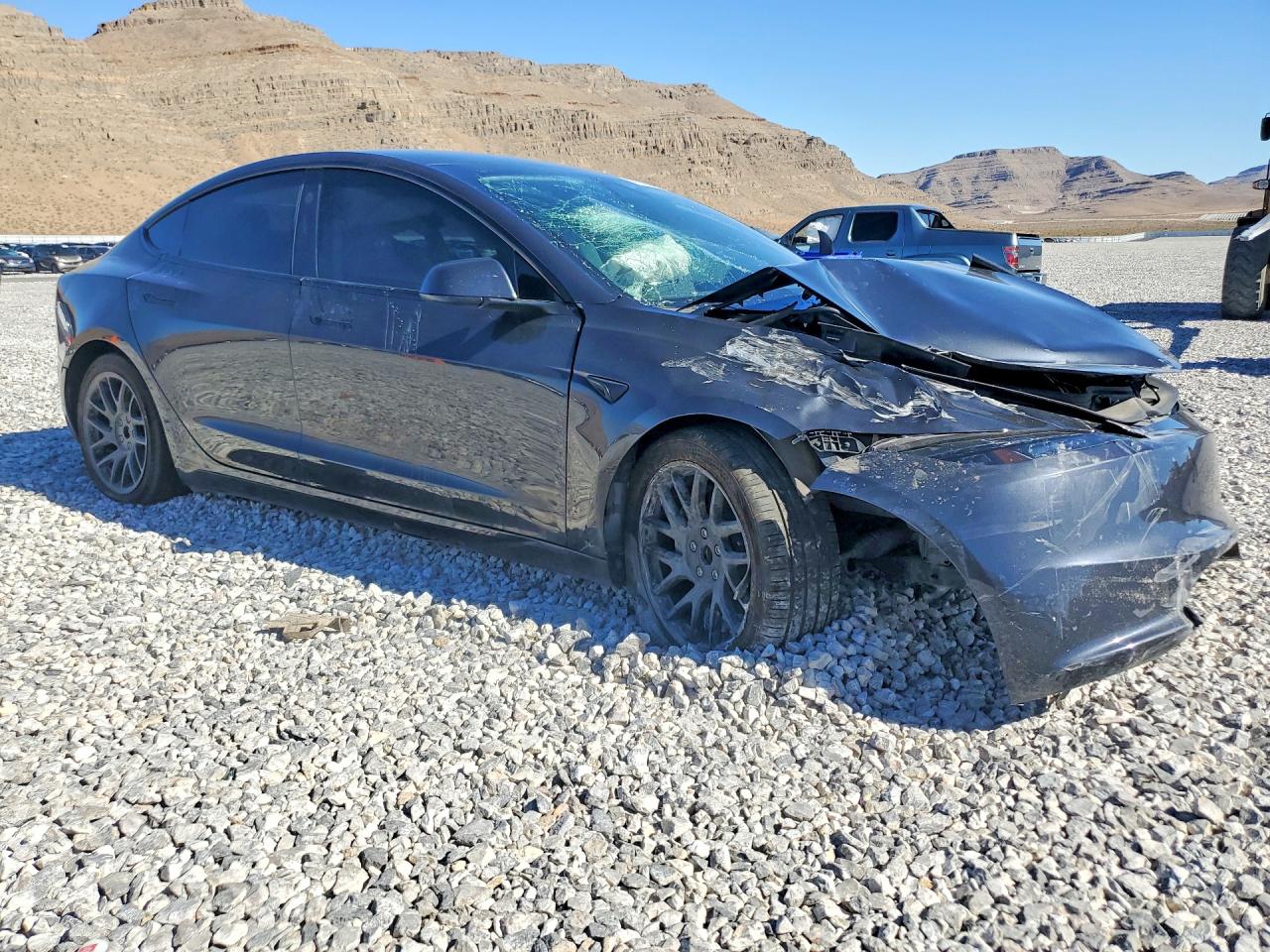 2024 TESLA MODEL 3 — снимка 4