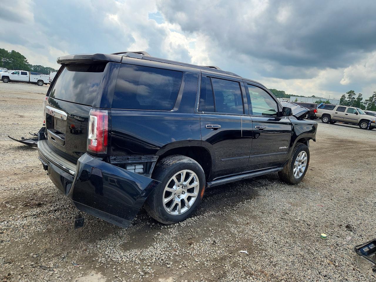 2015 GMC YUKON DENALI — снимка 3