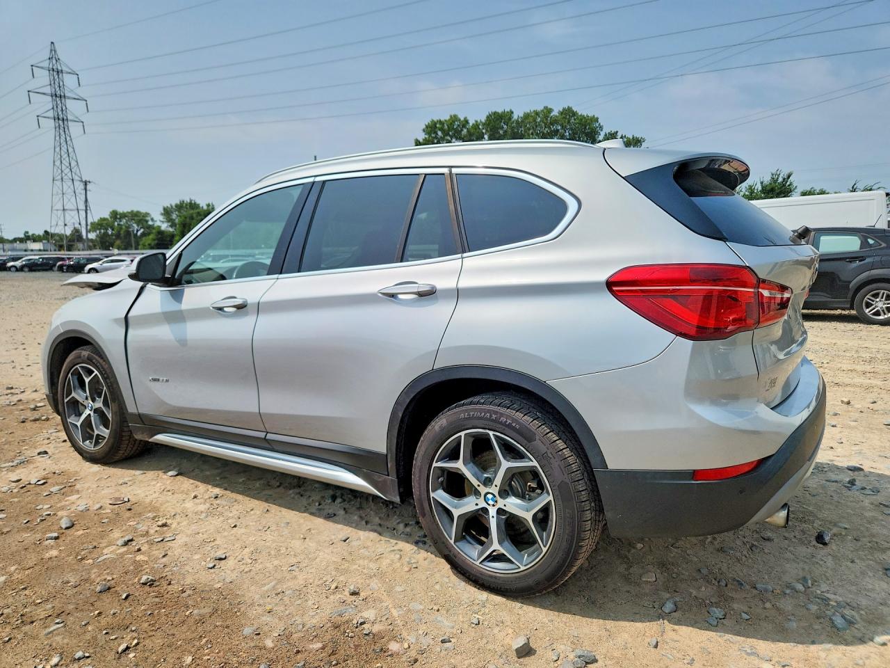 2017 BMW X1 XDRIVE28I — снимка 2
