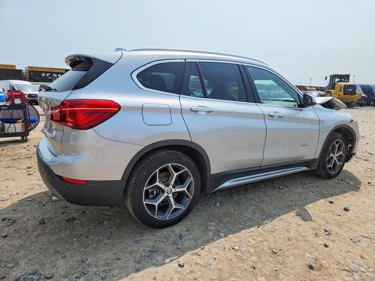 2017 BMW X1 XDRIVE28I — снимка 3