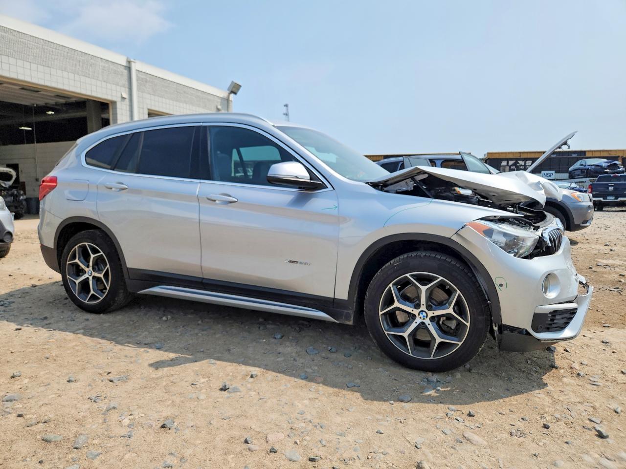 2017 BMW X1 XDRIVE28I — снимка 4