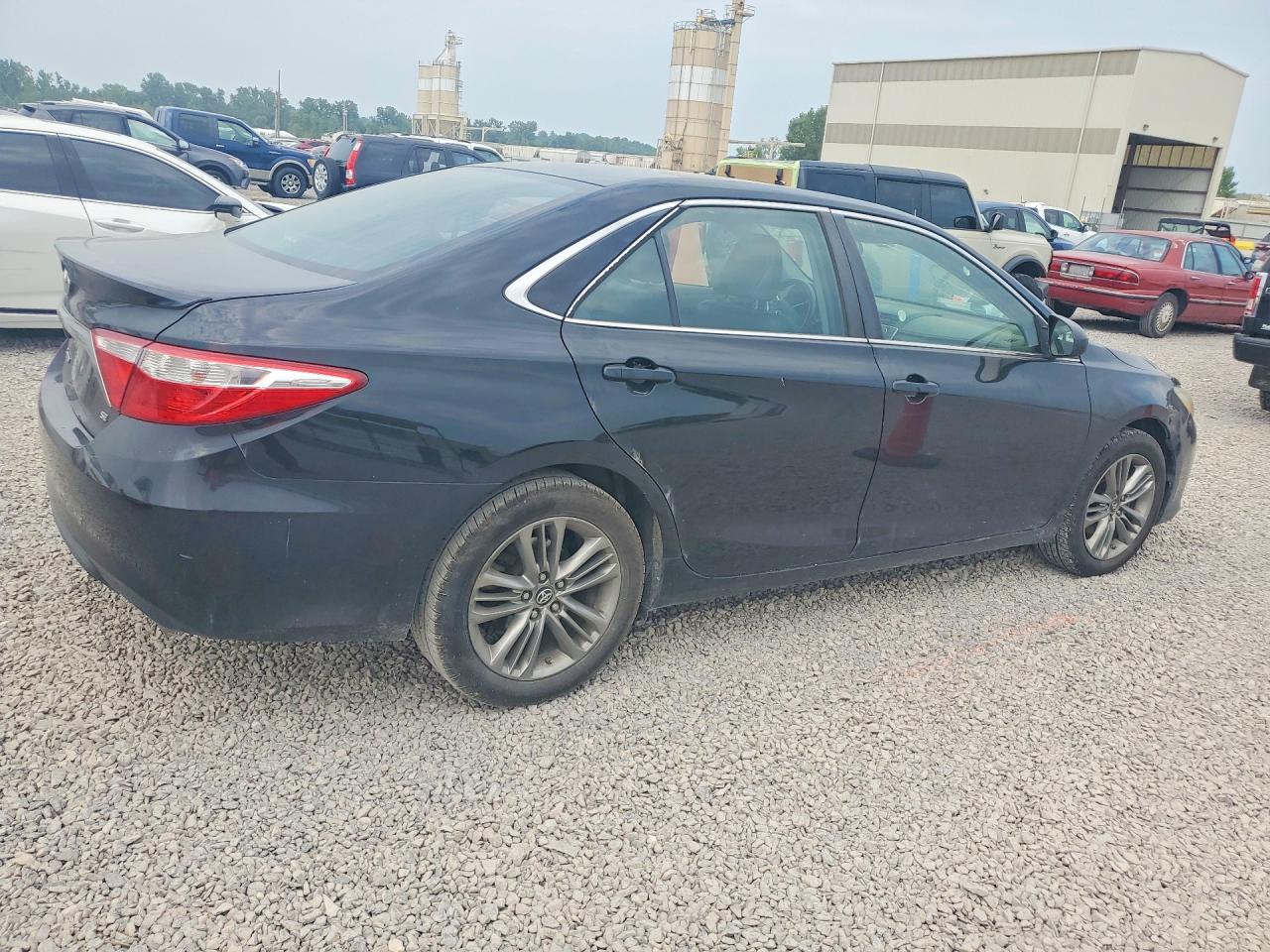 2016 TOYOTA CAMRY SE — снимка 3