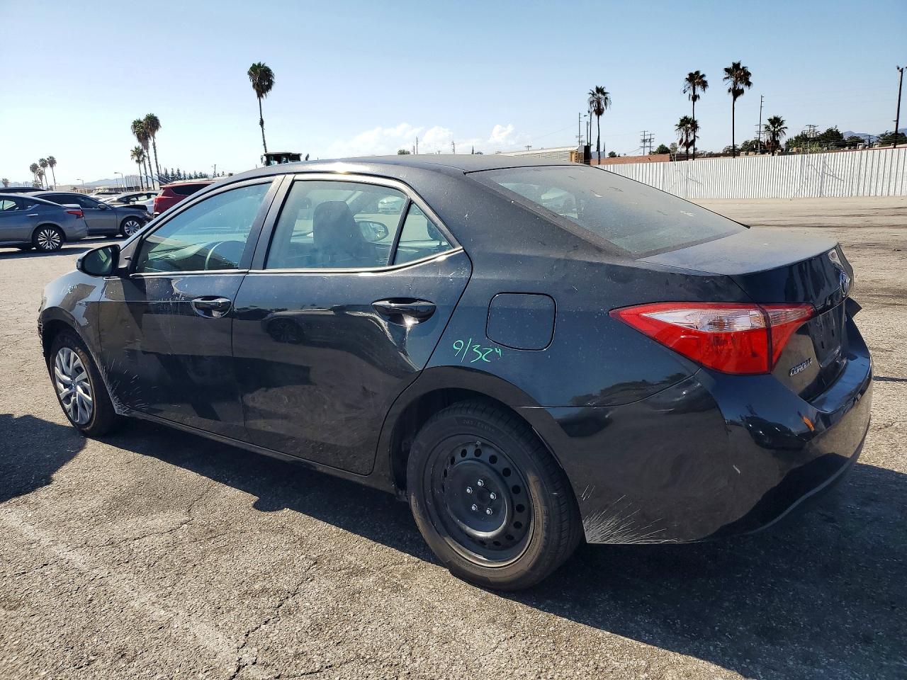 2018 TOYOTA COROLLA LE — снимка 2