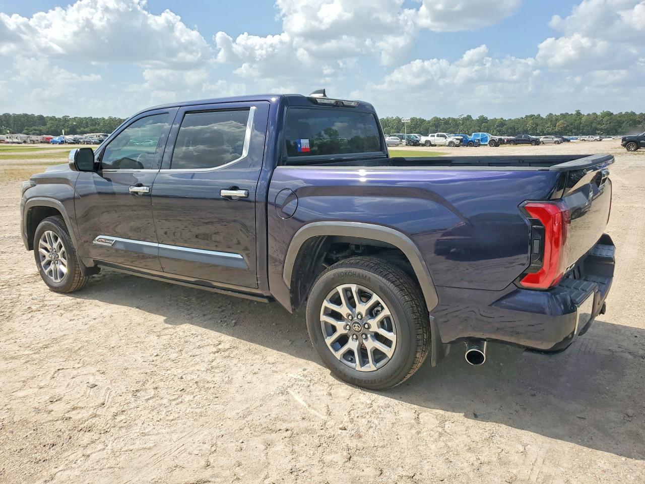 2025 TOYOTA TUNDRA 1794 EDITION HV — снимка 2