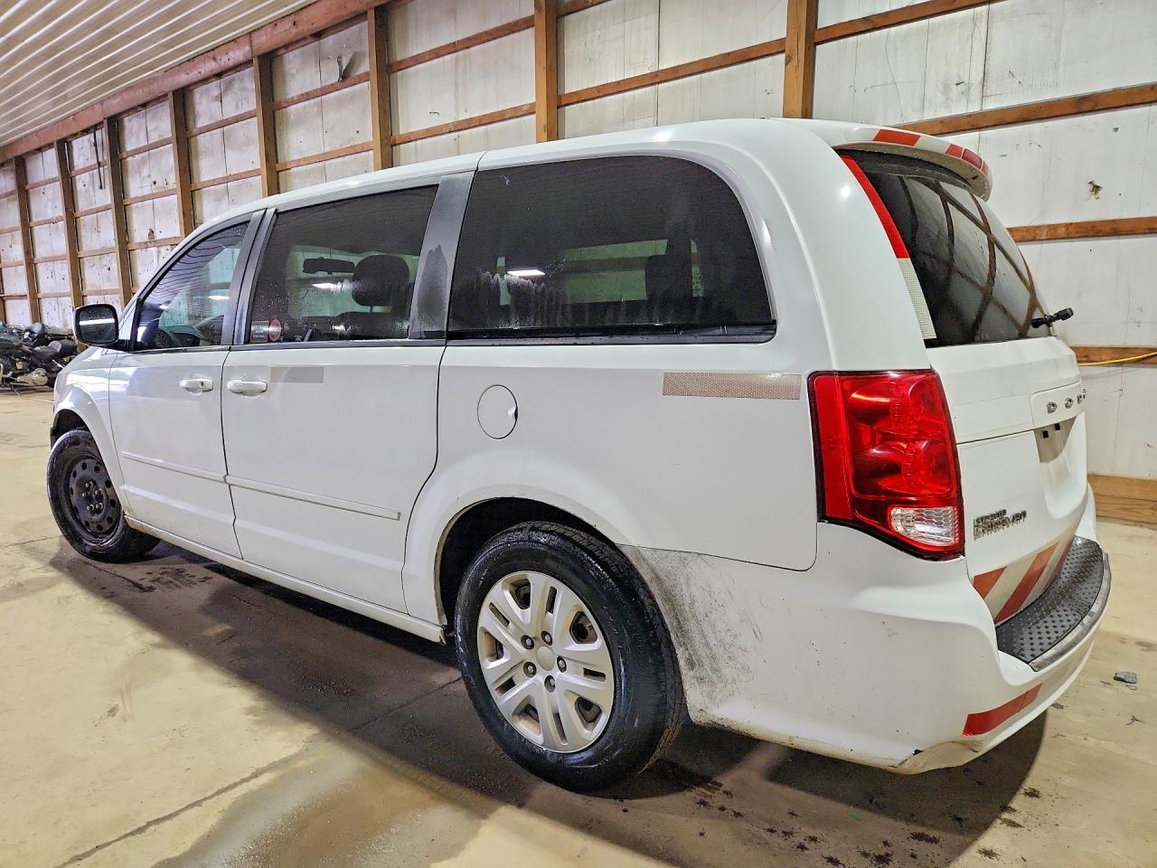 2016 DODGE GRAND CARAVAN SE — снимка 2