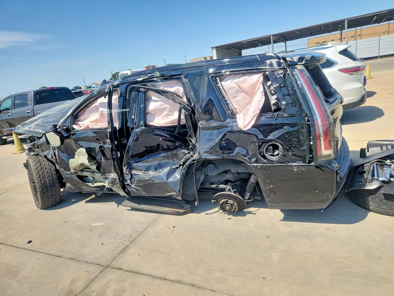 2018 CADILLAC ESCALADE LUXURY — снимка 2