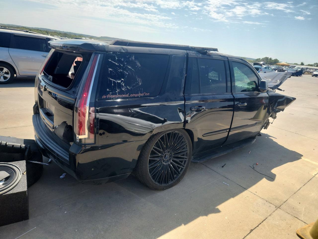 2018 CADILLAC ESCALADE LUXURY — снимка 3