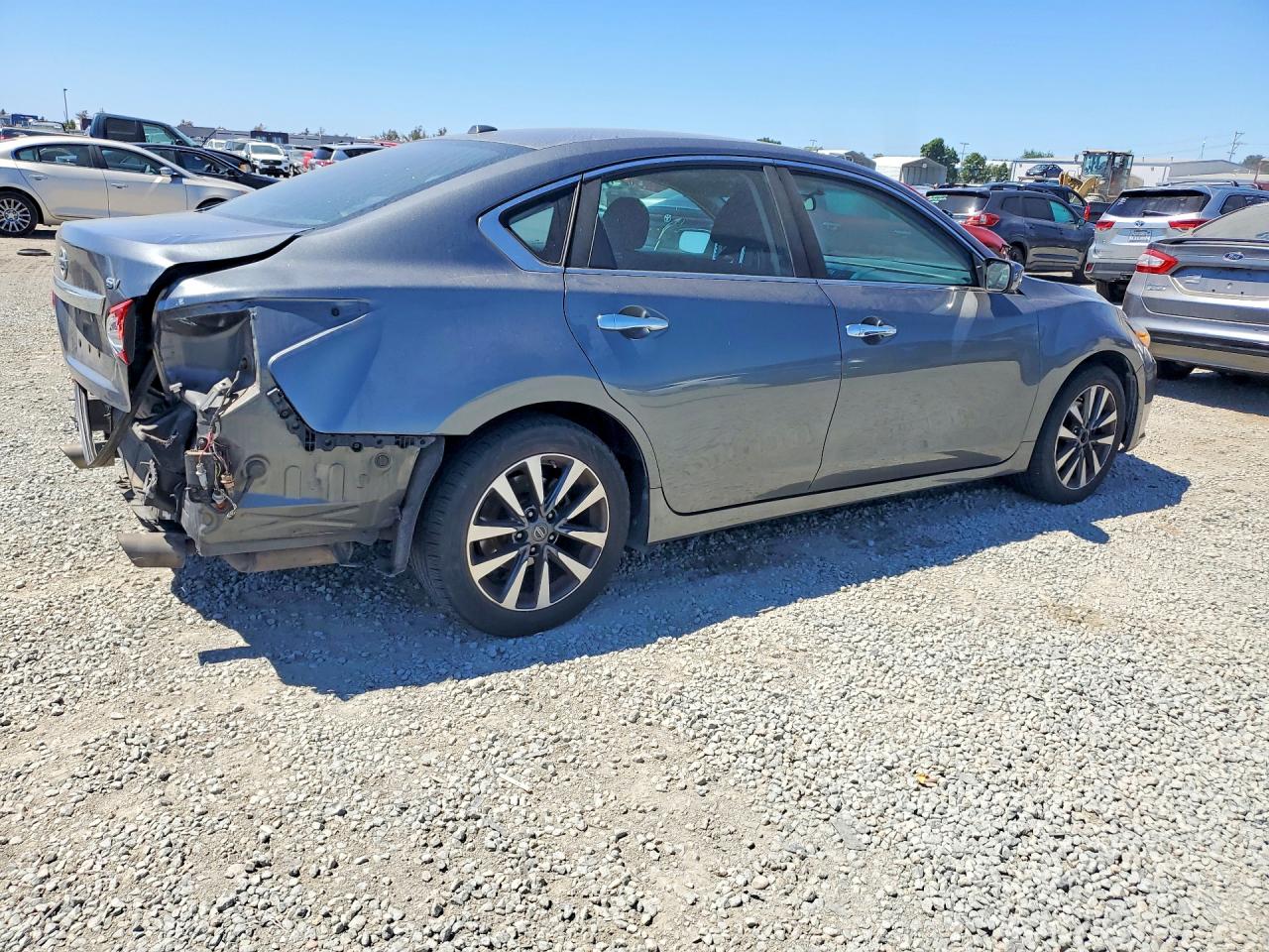 2017 NISSAN ALTIMA 2.5 SV — снимка 3