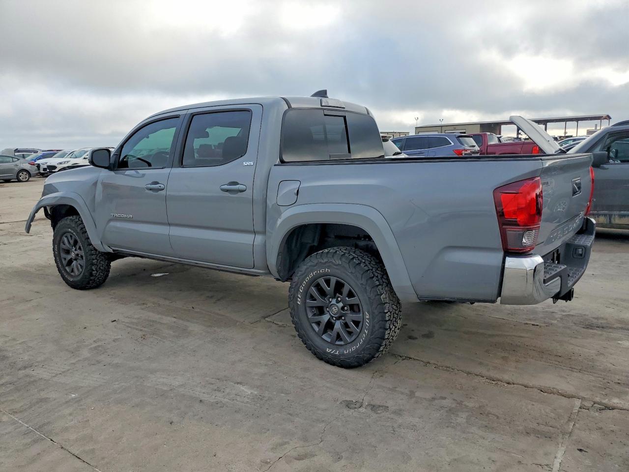 2020 TOYOTA TACOMA 4WD TRD SPORT — снимка 2