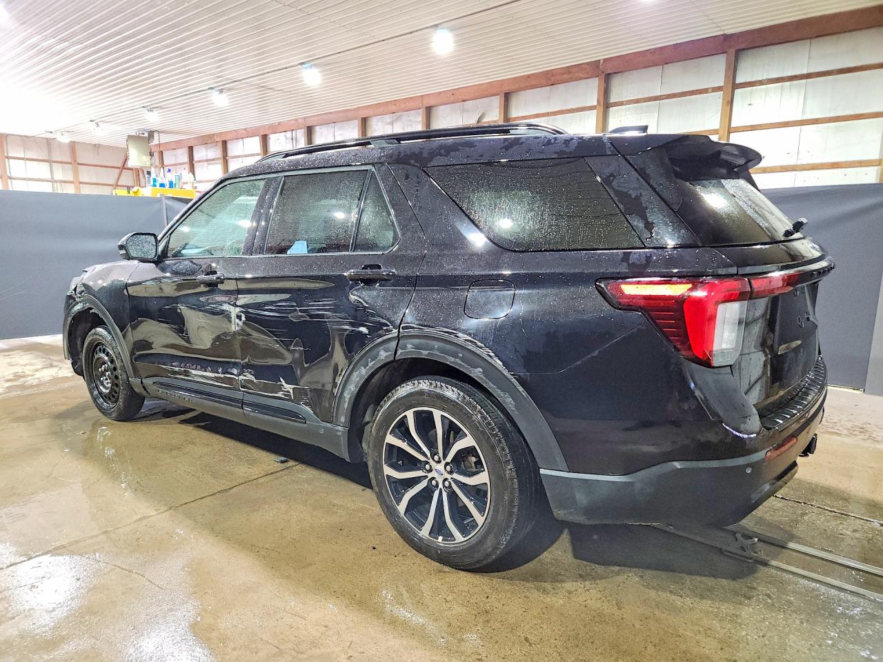 2026 FORD EXPLORER ST-LINE — photo 2