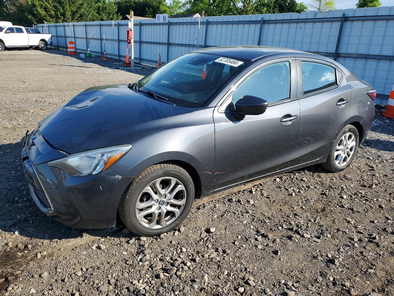 2017 TOYOTA YARIS IA BASE