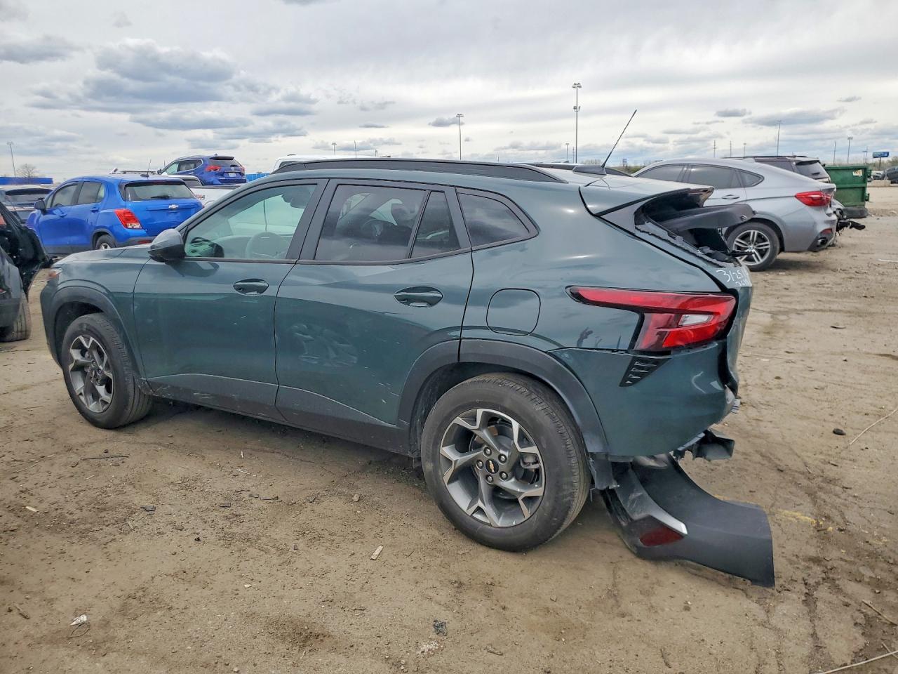 2025 CHEVROLET TRAX 1LT — снимка 2