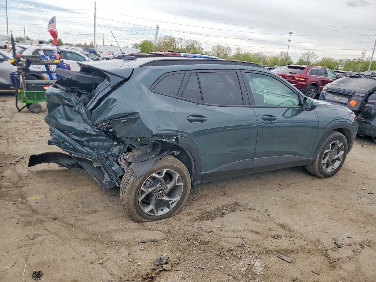 2025 CHEVROLET TRAX 1LT — снимка 3