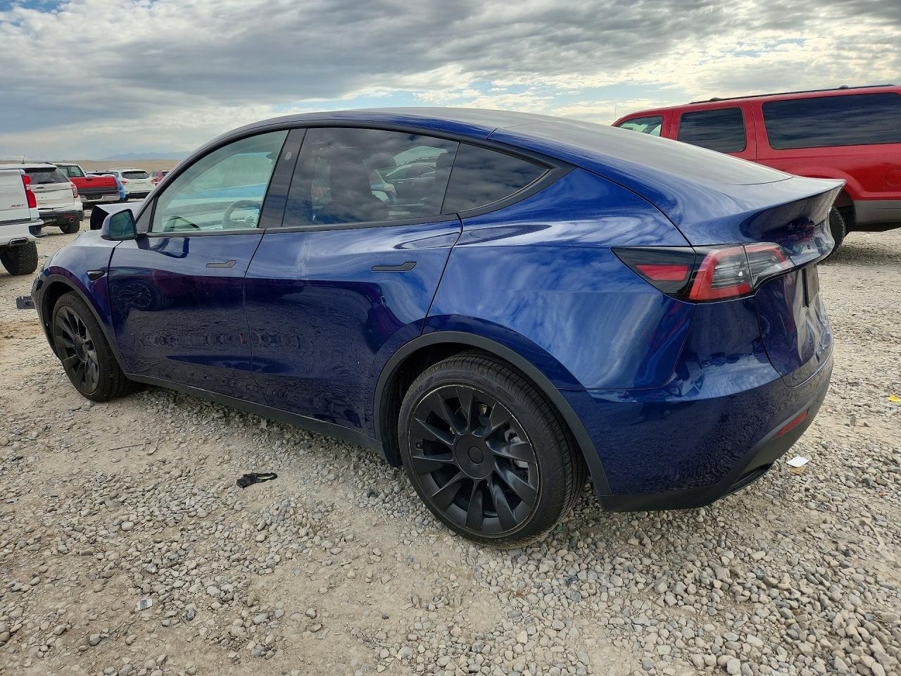 2023 TESLA MODEL Y — снимка 2