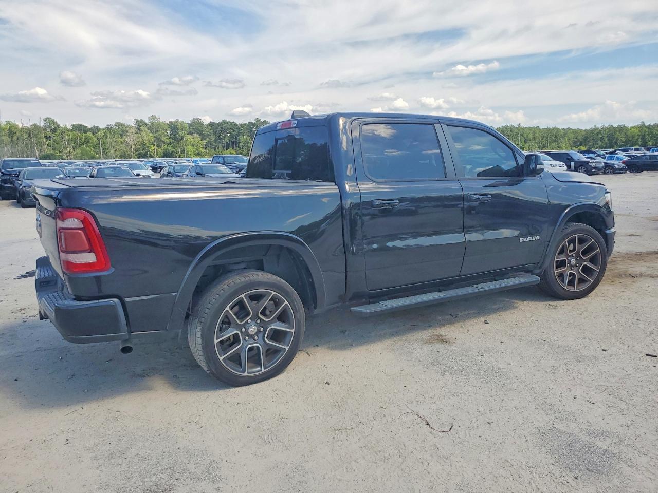 2019 RAM 1500 LARAMIE — снимка 3