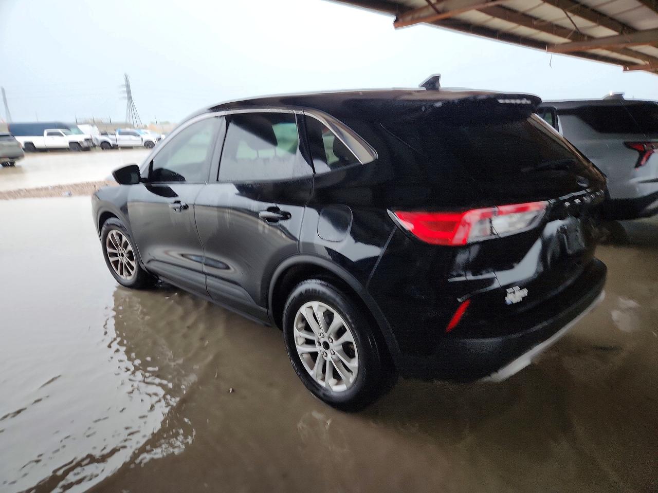 2022 FORD ESCAPE SE — снимка 2
