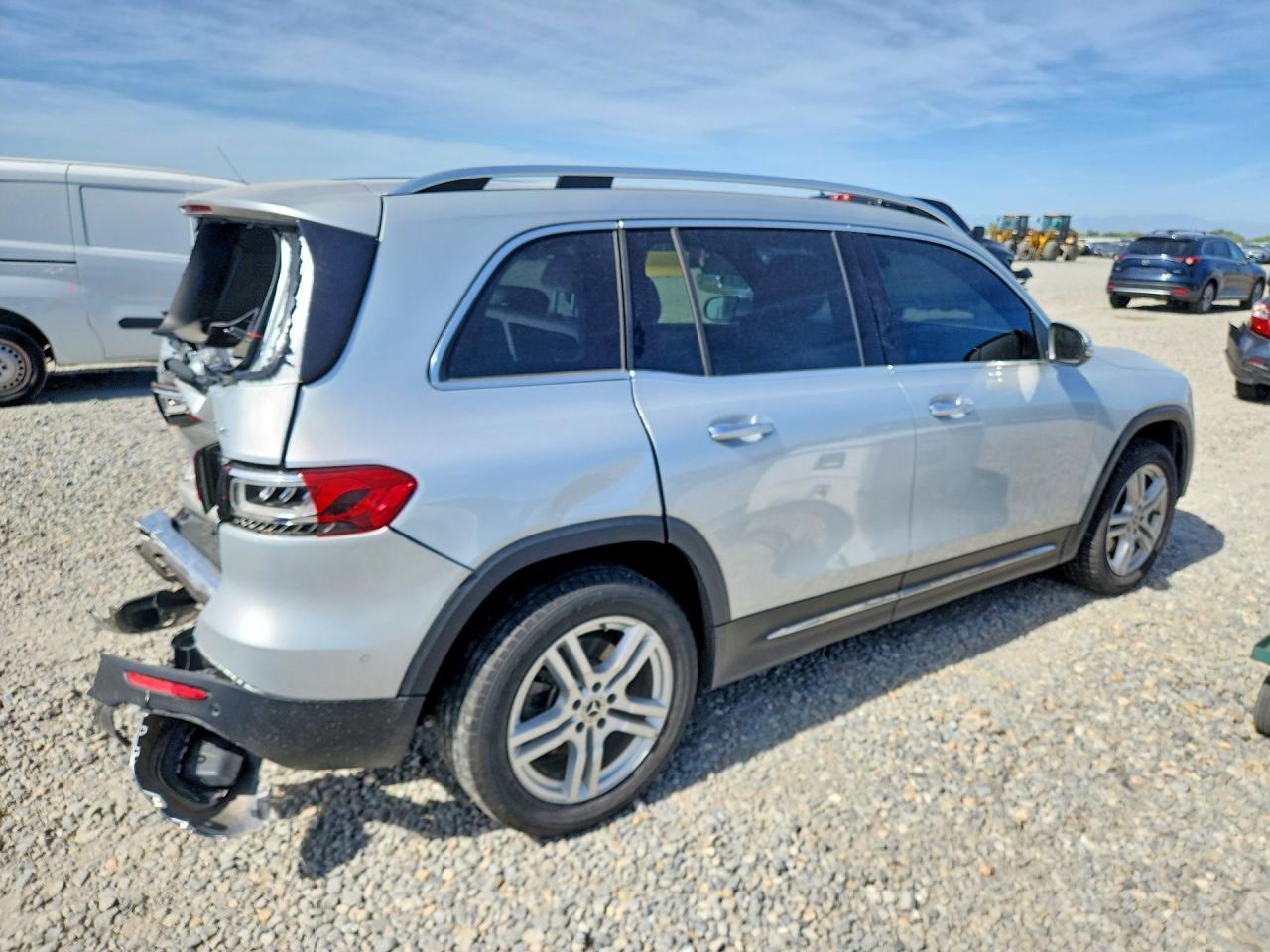 2022 MERCEDES-BENZ GLB 250 4MATIC — снимка 3