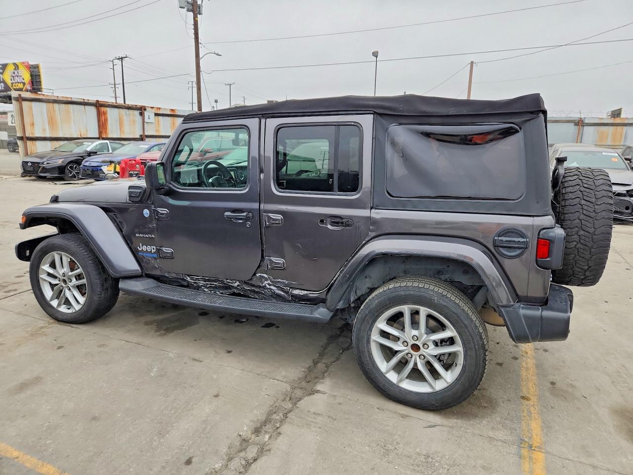 2021 JEEP WRANGLER UNLIMITED SAHARA 4XE — снимка 2