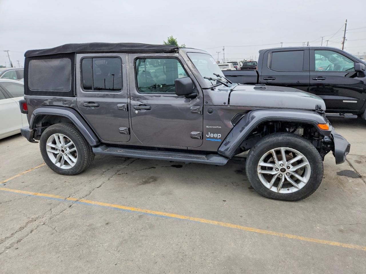 2021 JEEP WRANGLER UNLIMITED SAHARA 4XE — снимка 4