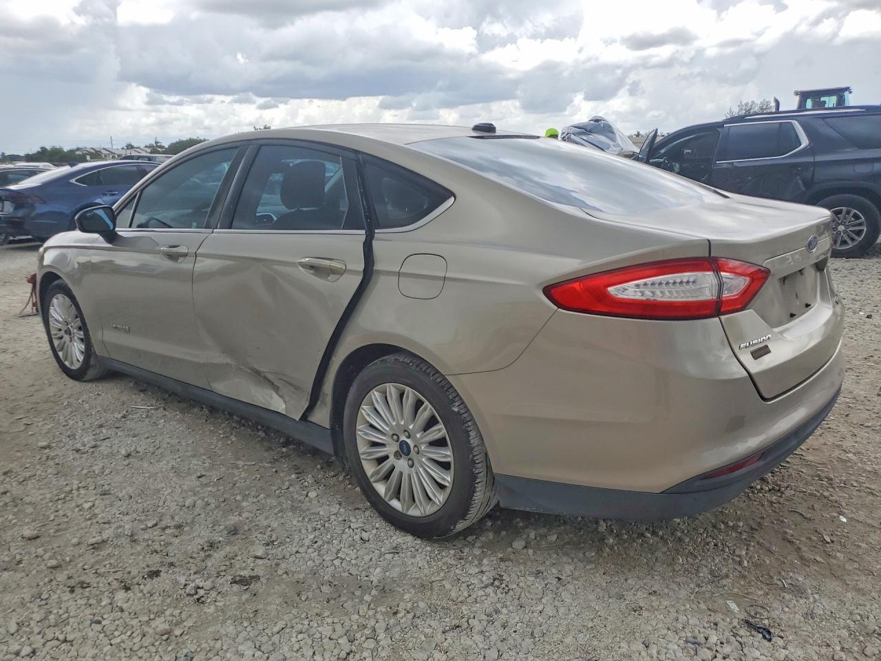 2015 FORD FUSION S HYBRID — снимка 2