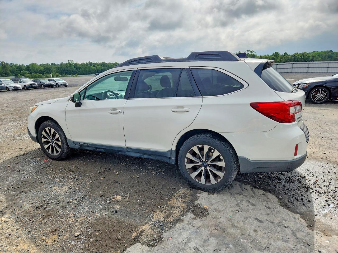 2016 SUBARU OUTBACK 2.5I LIMITED — снимка 2