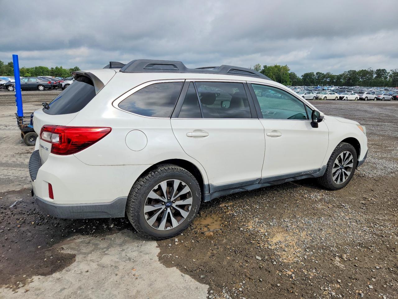 2016 SUBARU OUTBACK 2.5I LIMITED — снимка 3