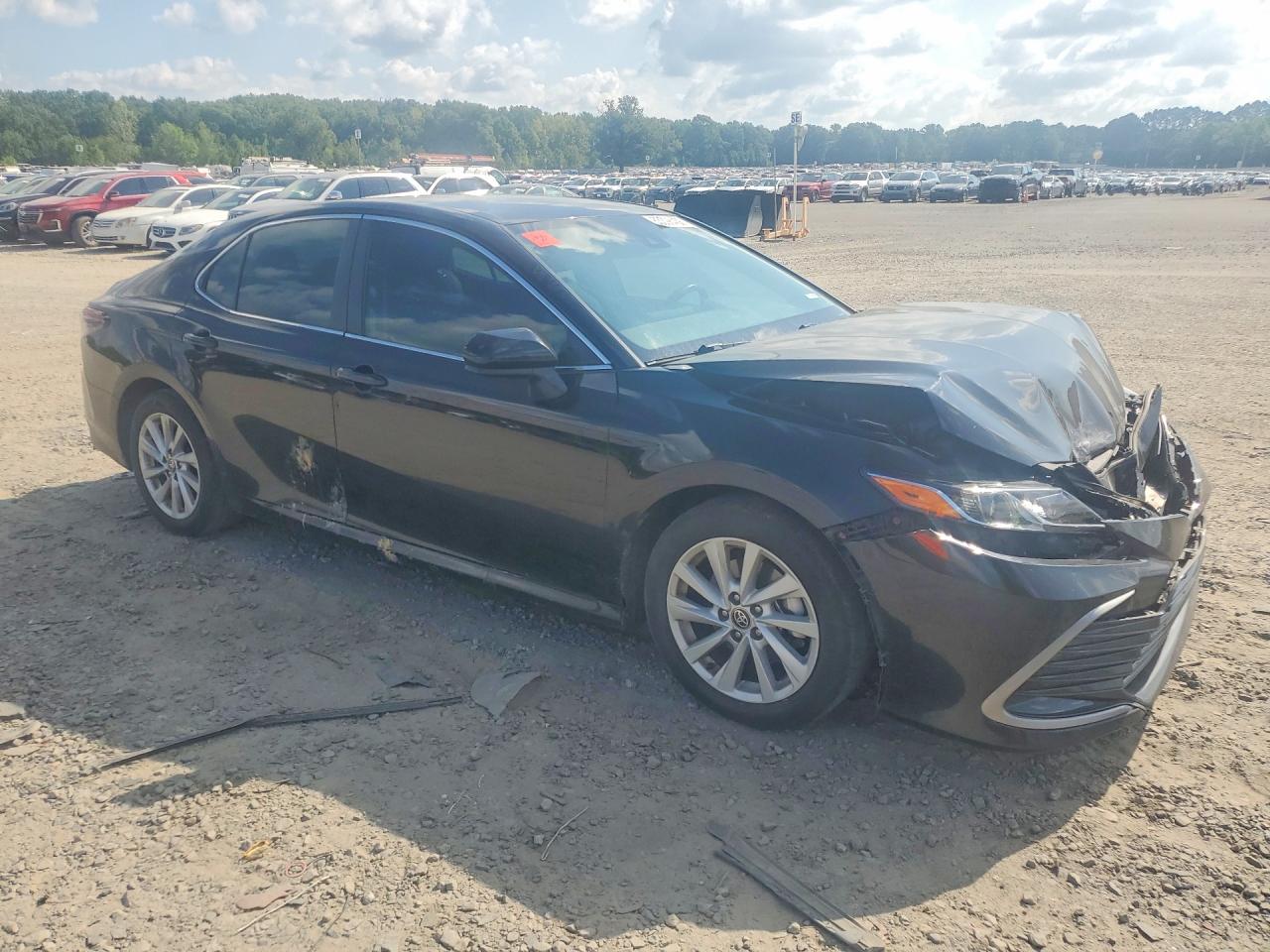 2022 TOYOTA CAMRY LE — снимка 4