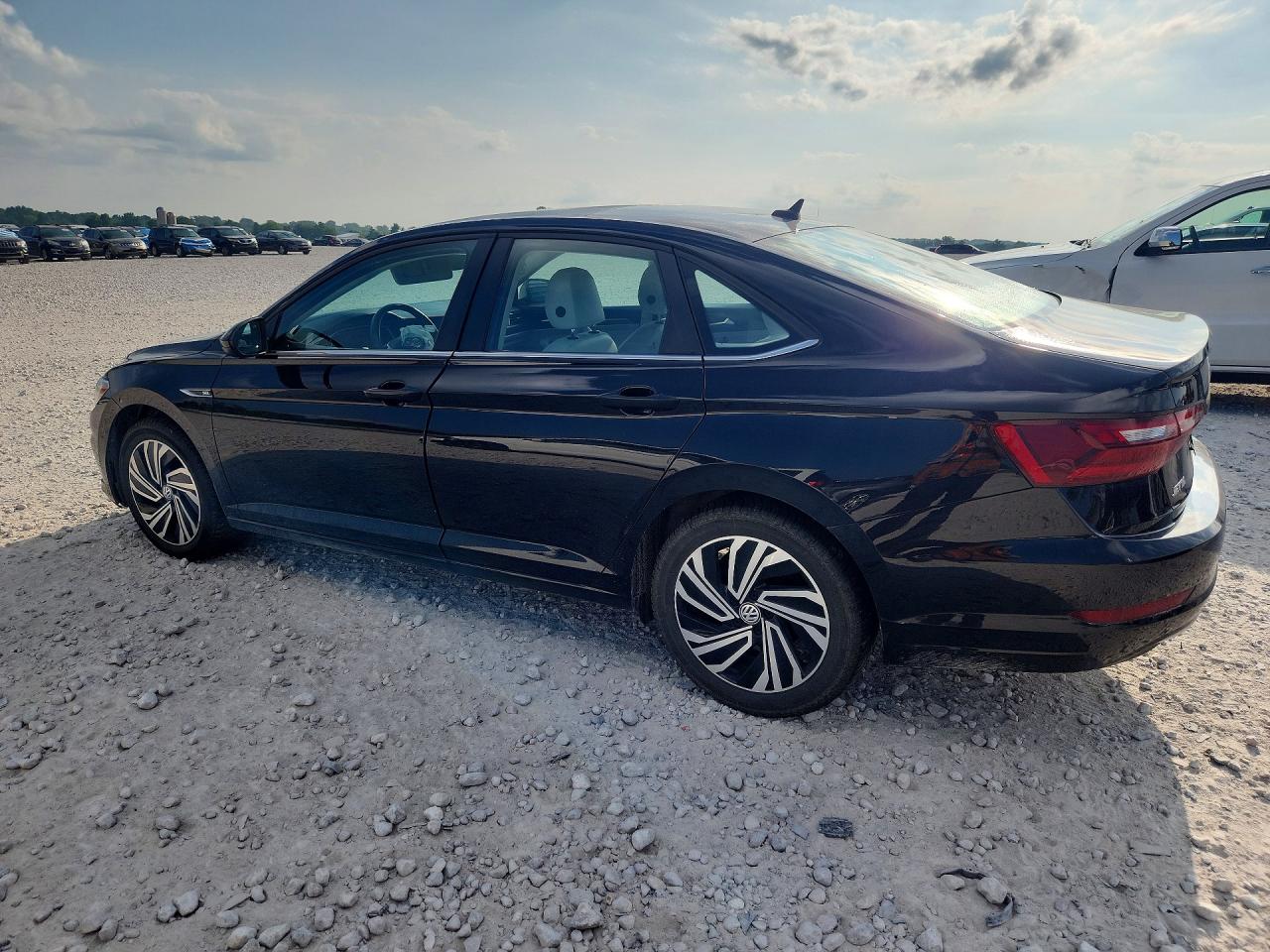 2020 VOLKSWAGEN JETTA SEL — снимка 2