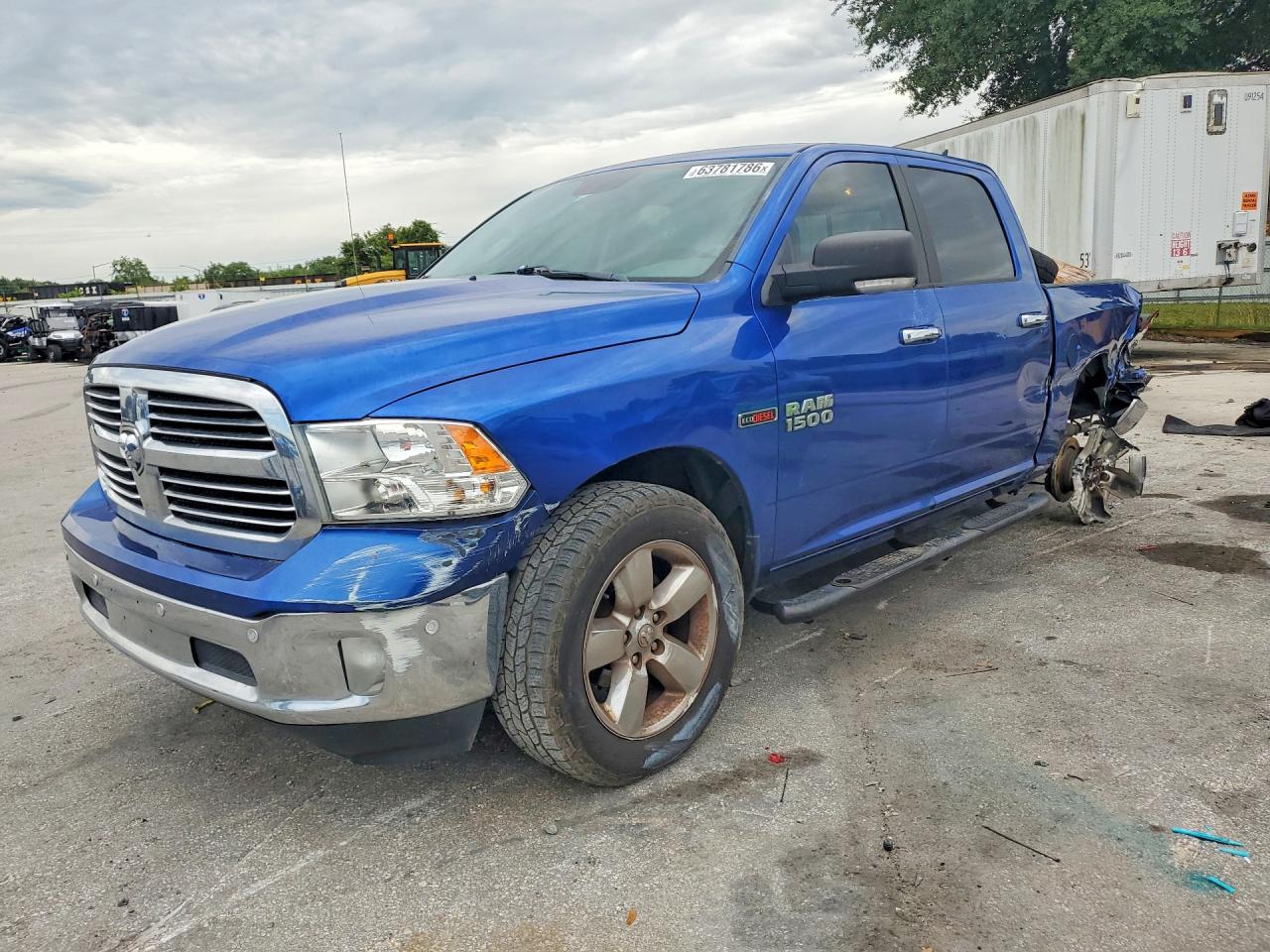 2017 RAM 1500 SLT