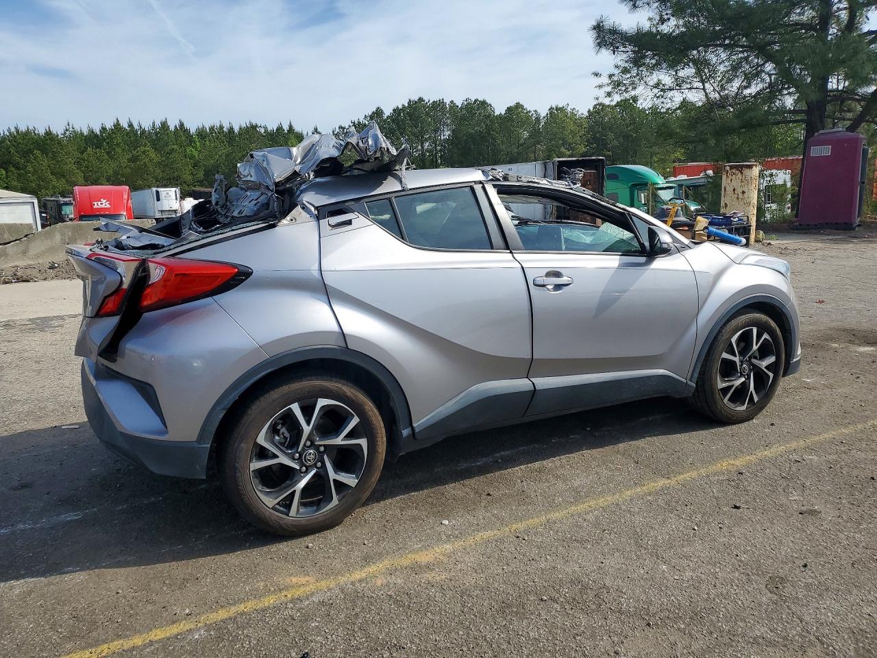2019 TOYOTA C-HR XLE — снимка 3