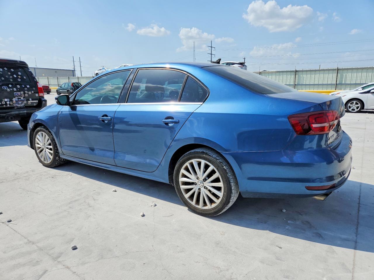 2016 VOLKSWAGEN JETTA SEL — снимка 2