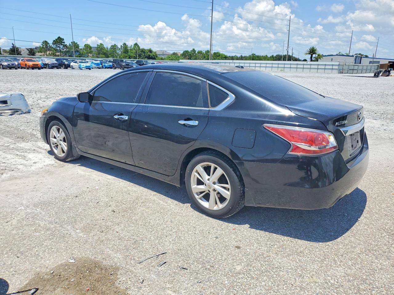 2015 NISSAN ALTIMA 2.5 SV — снимка 2