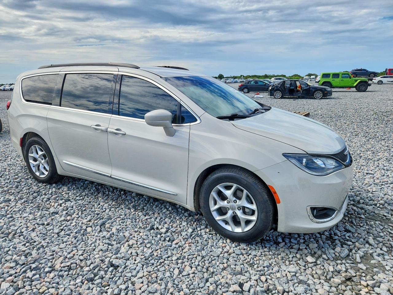 2017 CHRYSLER PACIFICA TOURING L — снимка 4