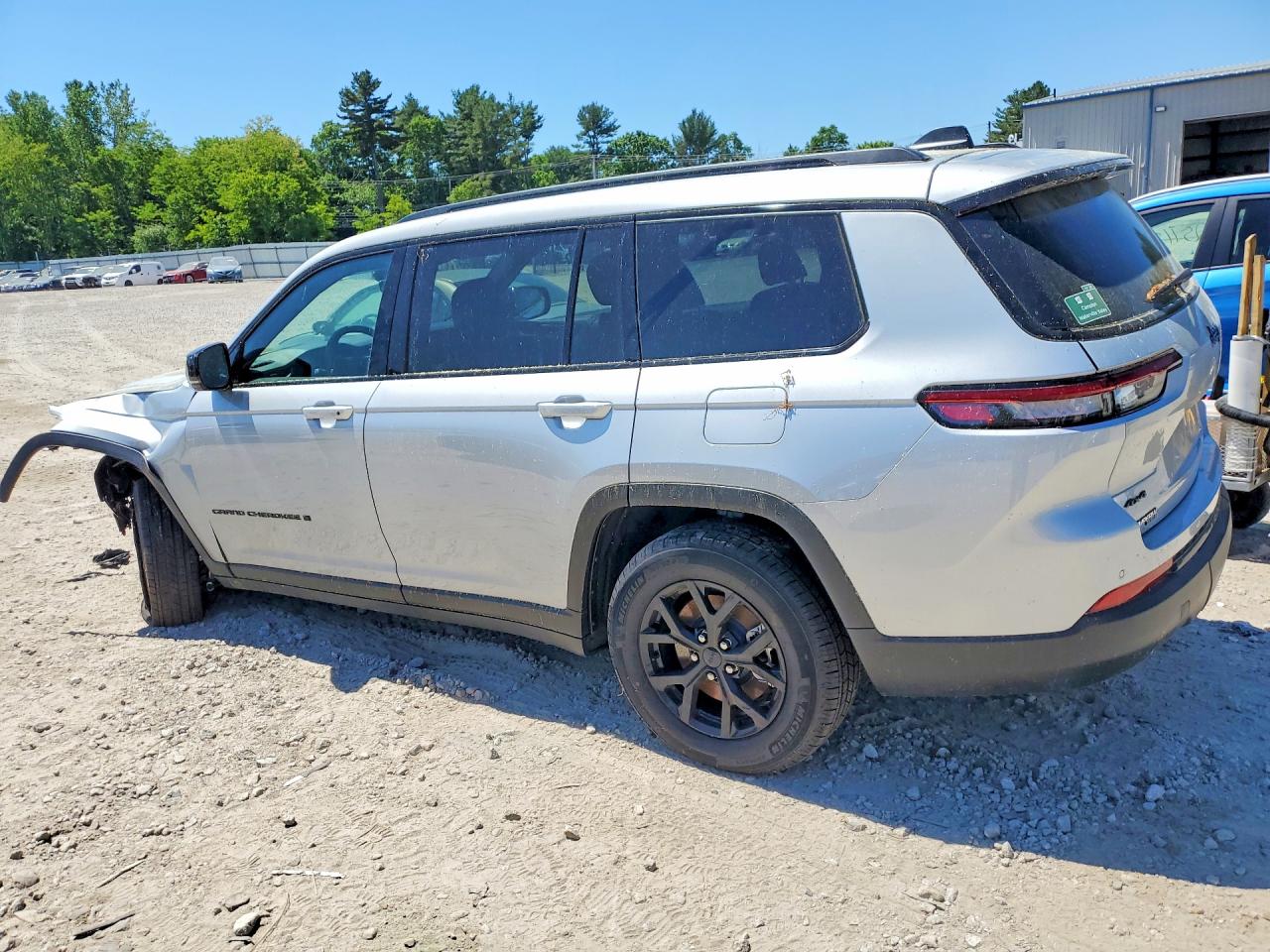 2025 JEEP GRAND CHEROKEE L LAREDO — снимка 2