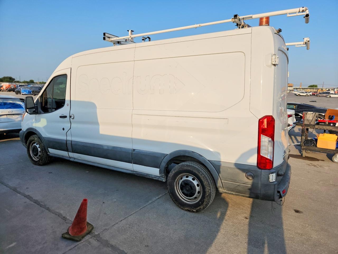 2015 FORD TRANSIT T-150 — снимка 2