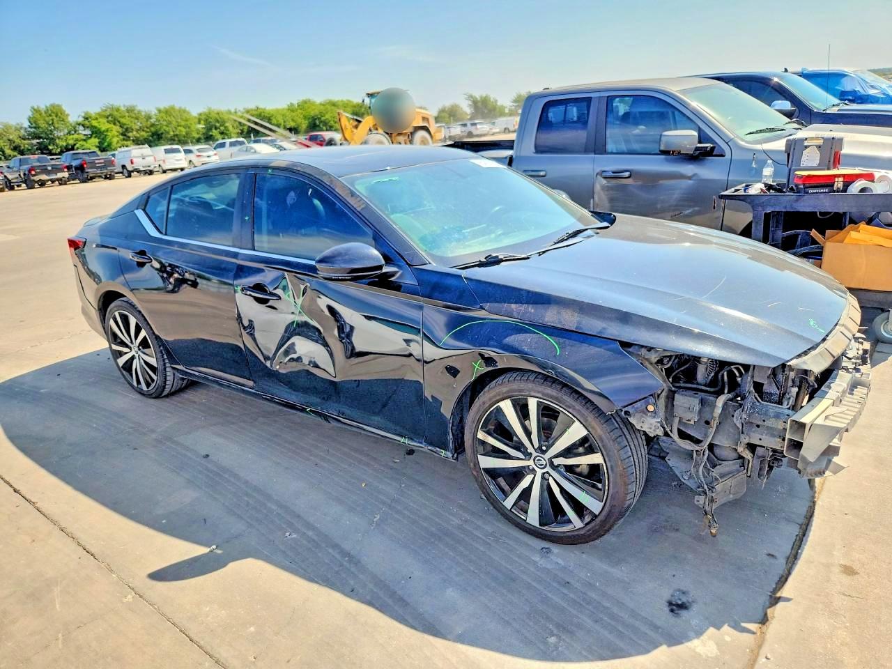 2019 NISSAN ALTIMA SR — снимка 4